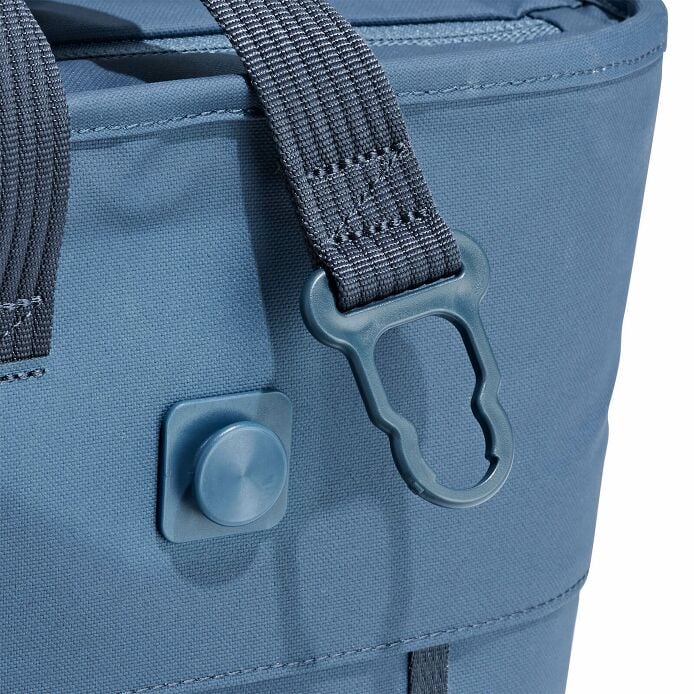carryouttm-soft-cooler-tote-30-l-v9 250815_hydro_cooler_details_14841_6.jpg