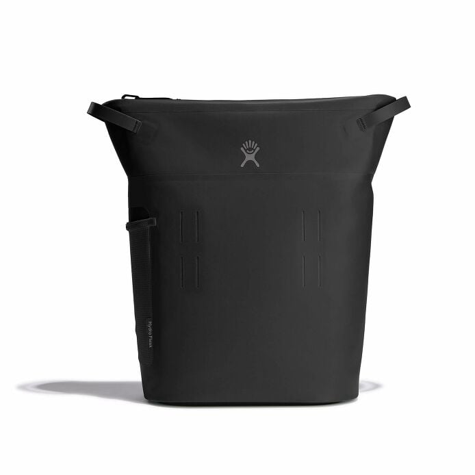 20-l-day-escapetm-pack-p1 20-l-day-escape-soft-cooler-pack-black-straight-on.jpg