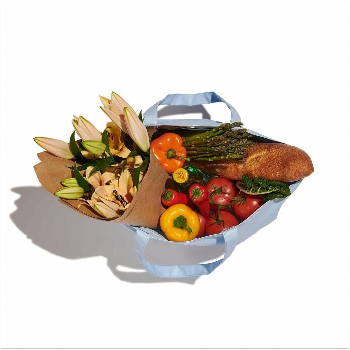 20-l-tag-along-tote-f8 group_98_1.jpg