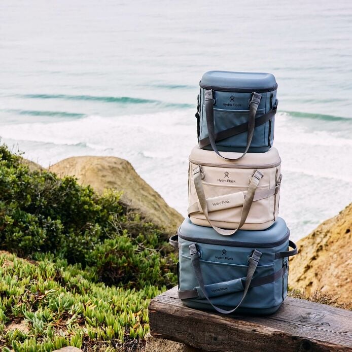 carryouttm-soft-cooler-30-l-y4 hf_carryout_bouwer_d1_l1_torrey_pines_still_life_0252_1_6.jpg