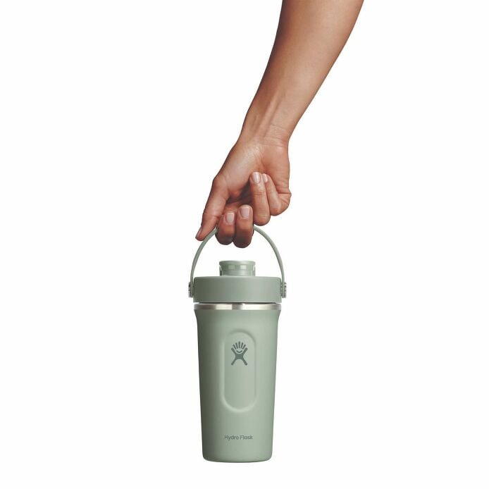 gym-bundle-t4 mxcc24374_24ozinsulatedshakerbottle_agave_hb_1.jpg